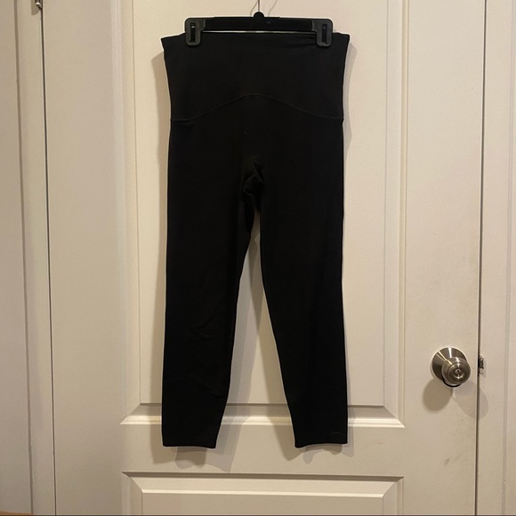 Spanx Booty Boost Active Leggings - Picture 6 of 7